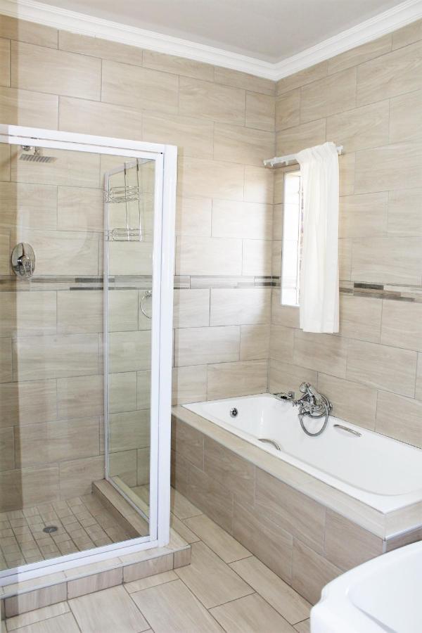 Ngwenya Boutique Hotel Lephalale Luaran gambar