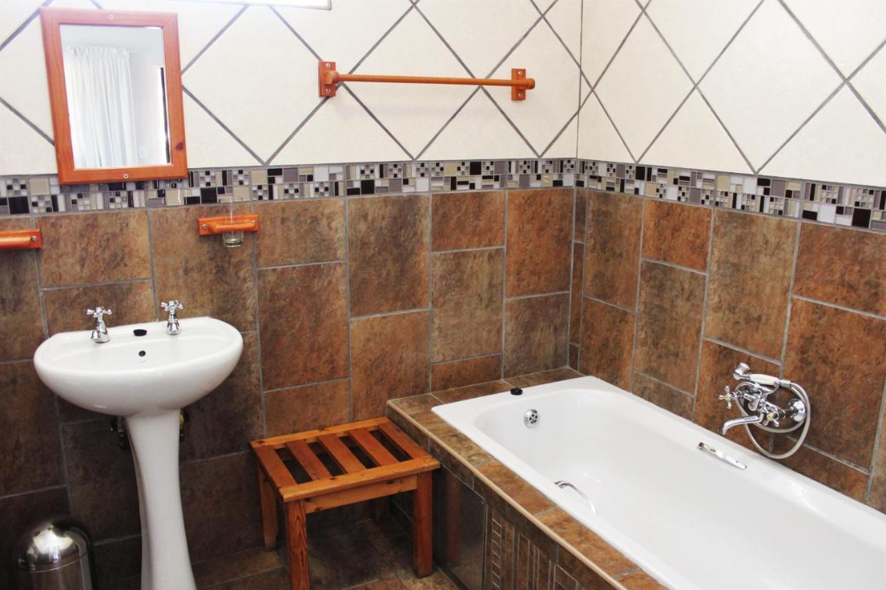 Ngwenya Boutique Hotel Lephalale Luaran gambar